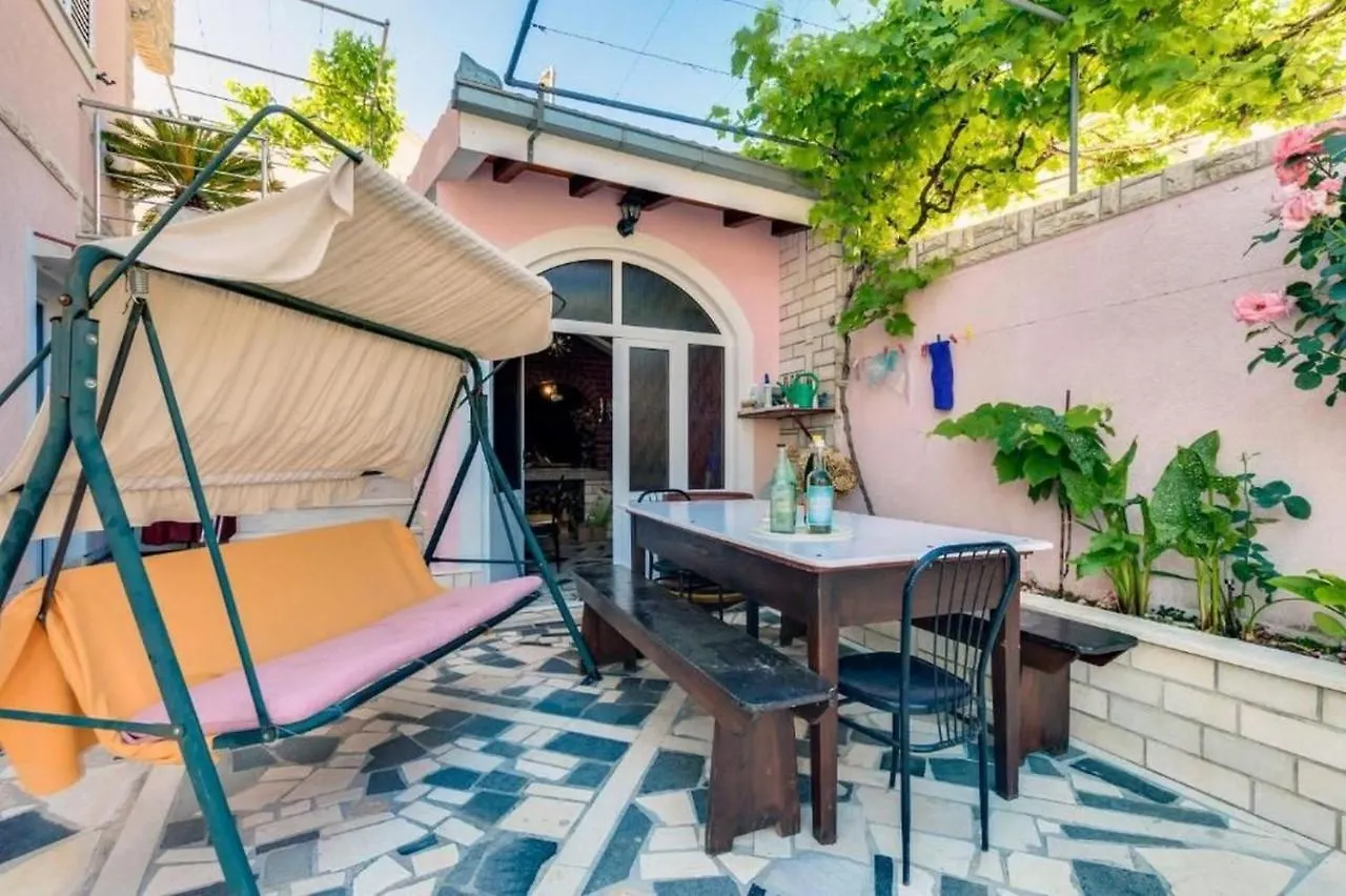 Apartments Prkacin Trogir