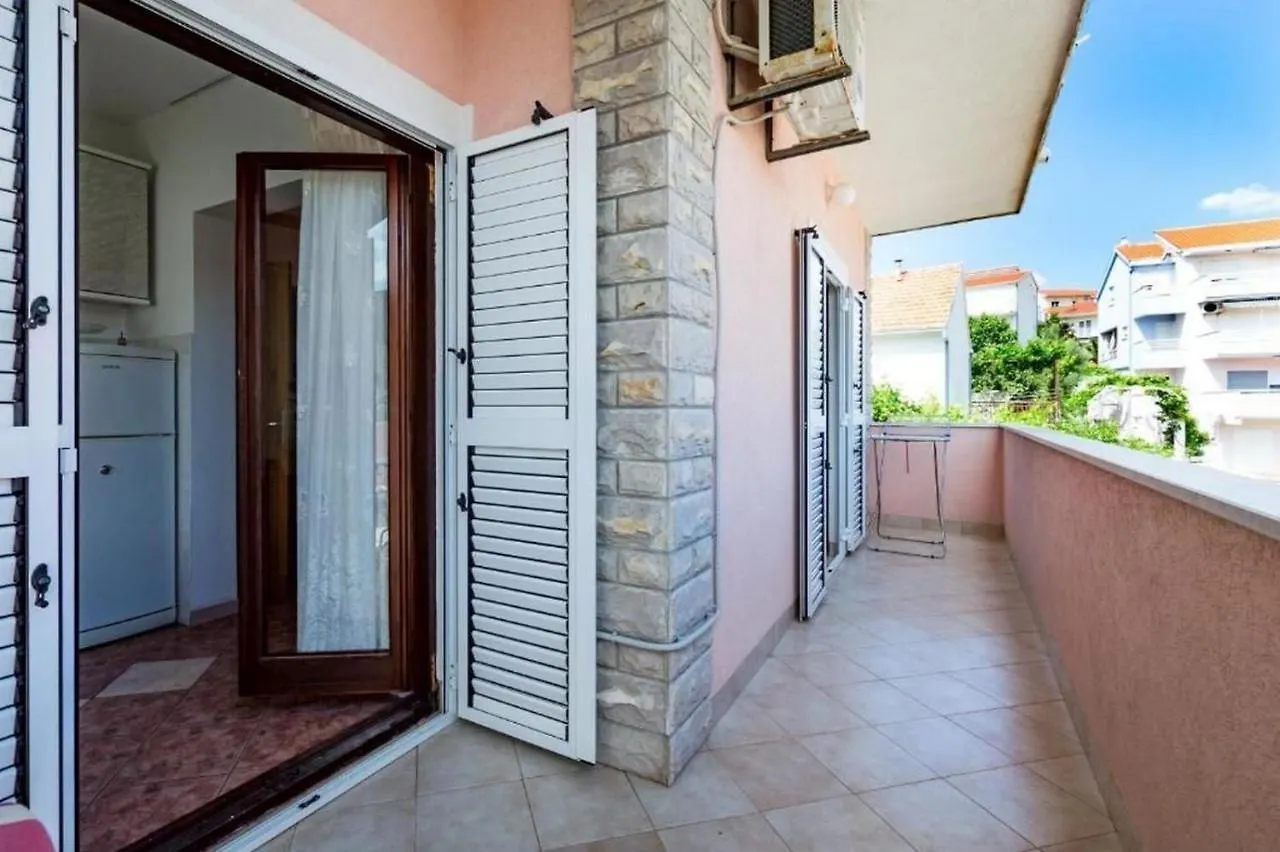Apartments Prkacin Trogir
