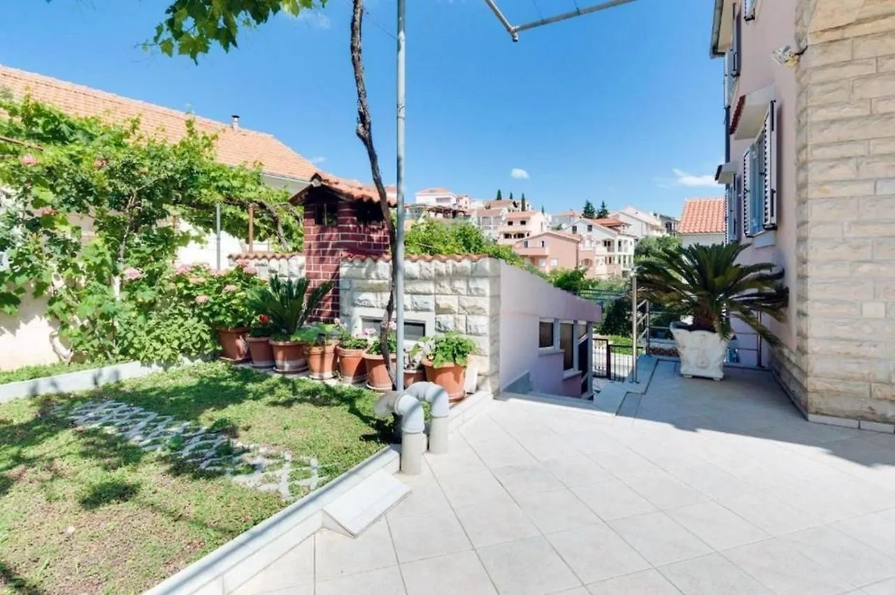 Apartments Prkacin Trogir