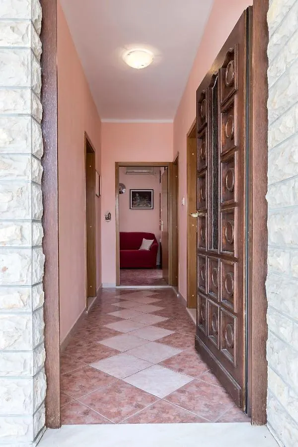 Apartments Prkacin Trogir
