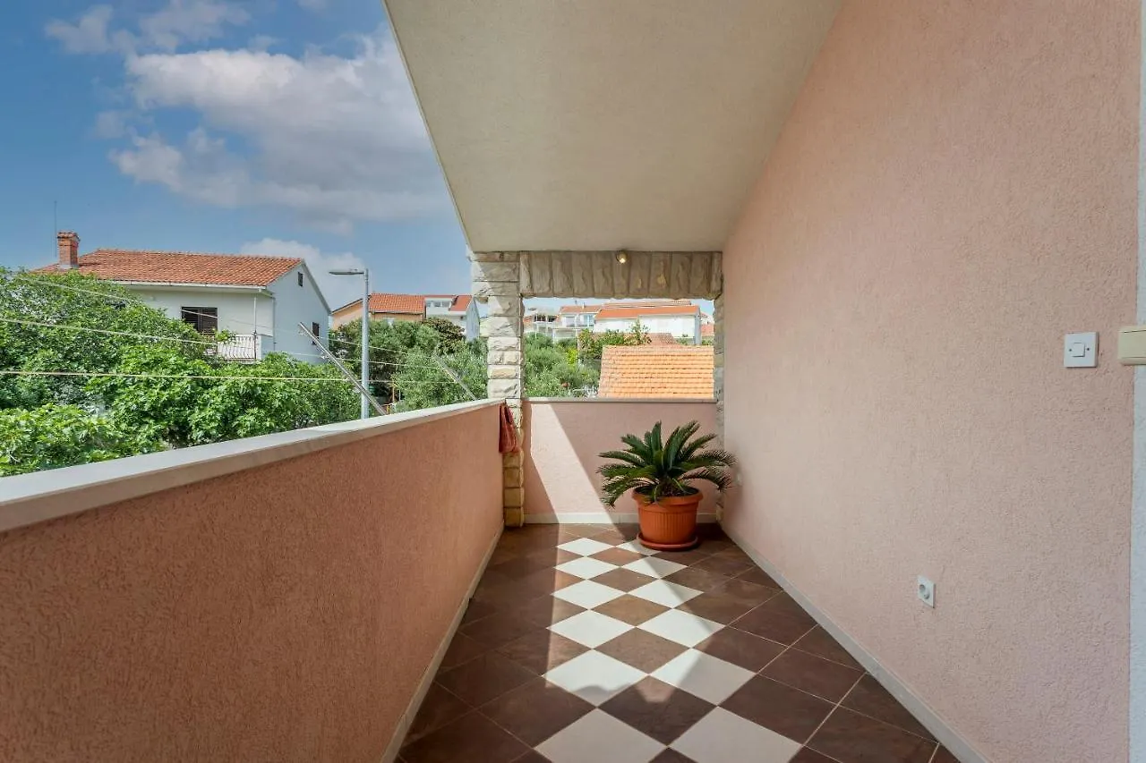 Apartments Prkacin Trogir