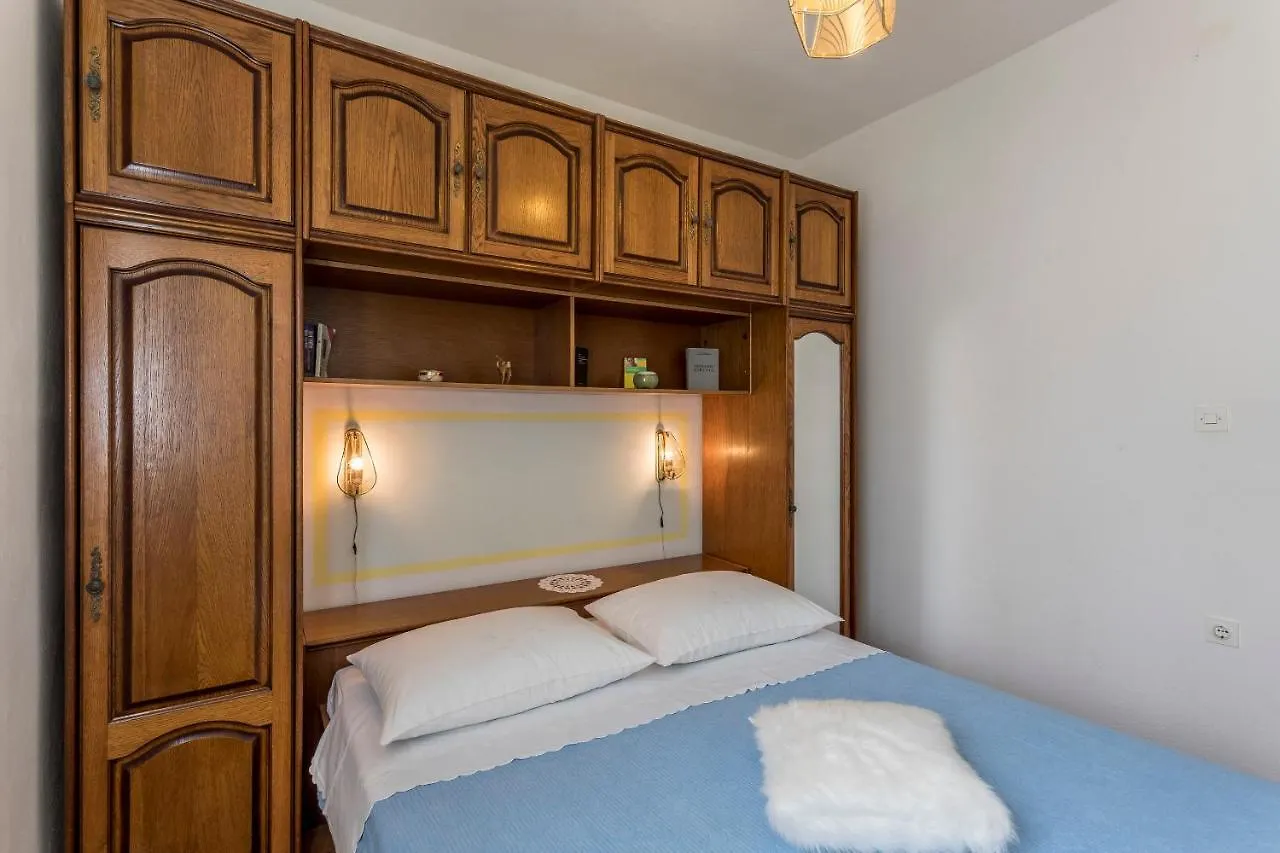 Apartments Prkacin Trogir