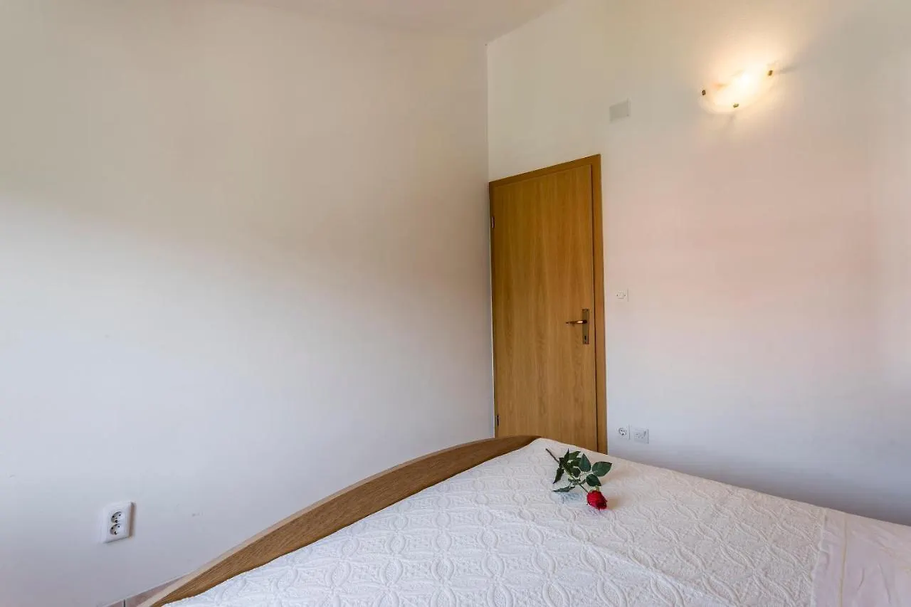 Apartments Prkacin Trogir