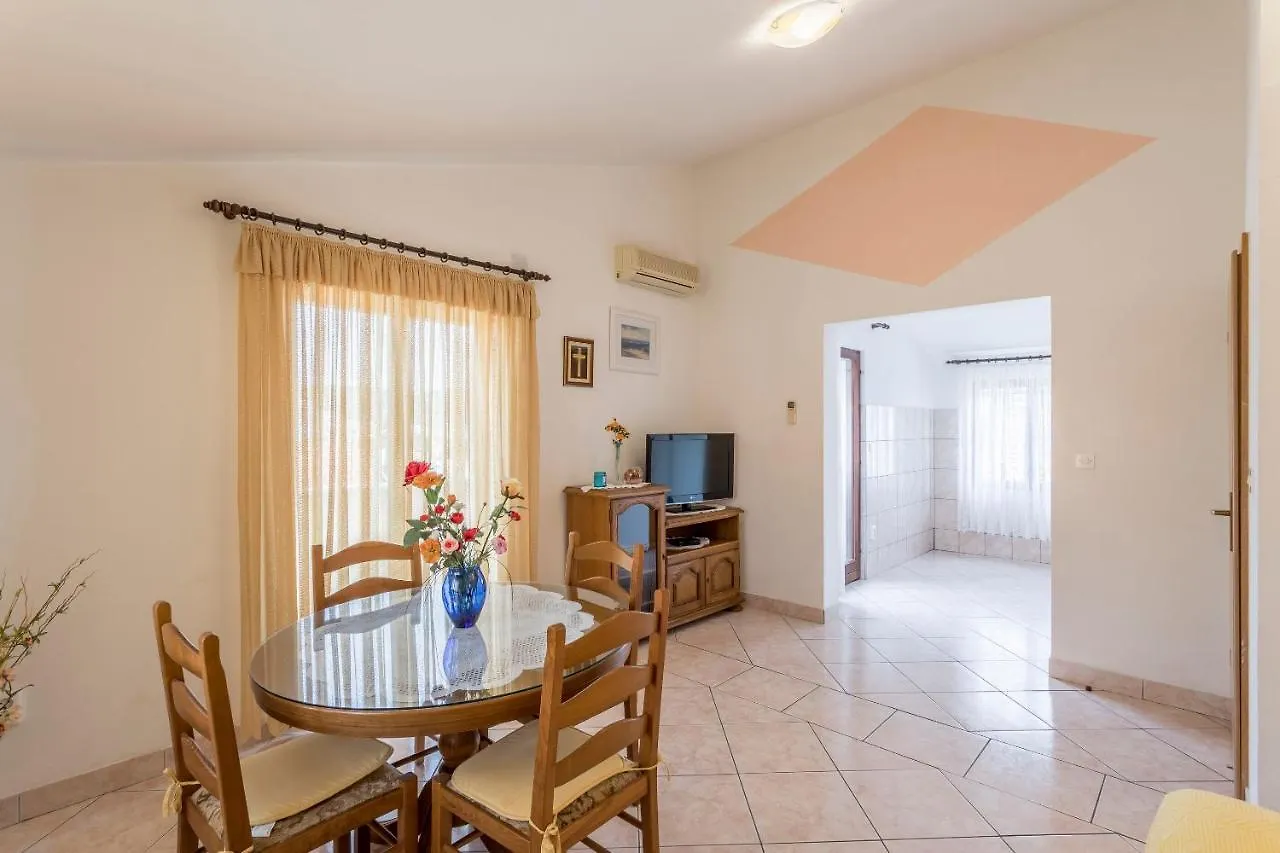 Apartments Prkacin Trogir